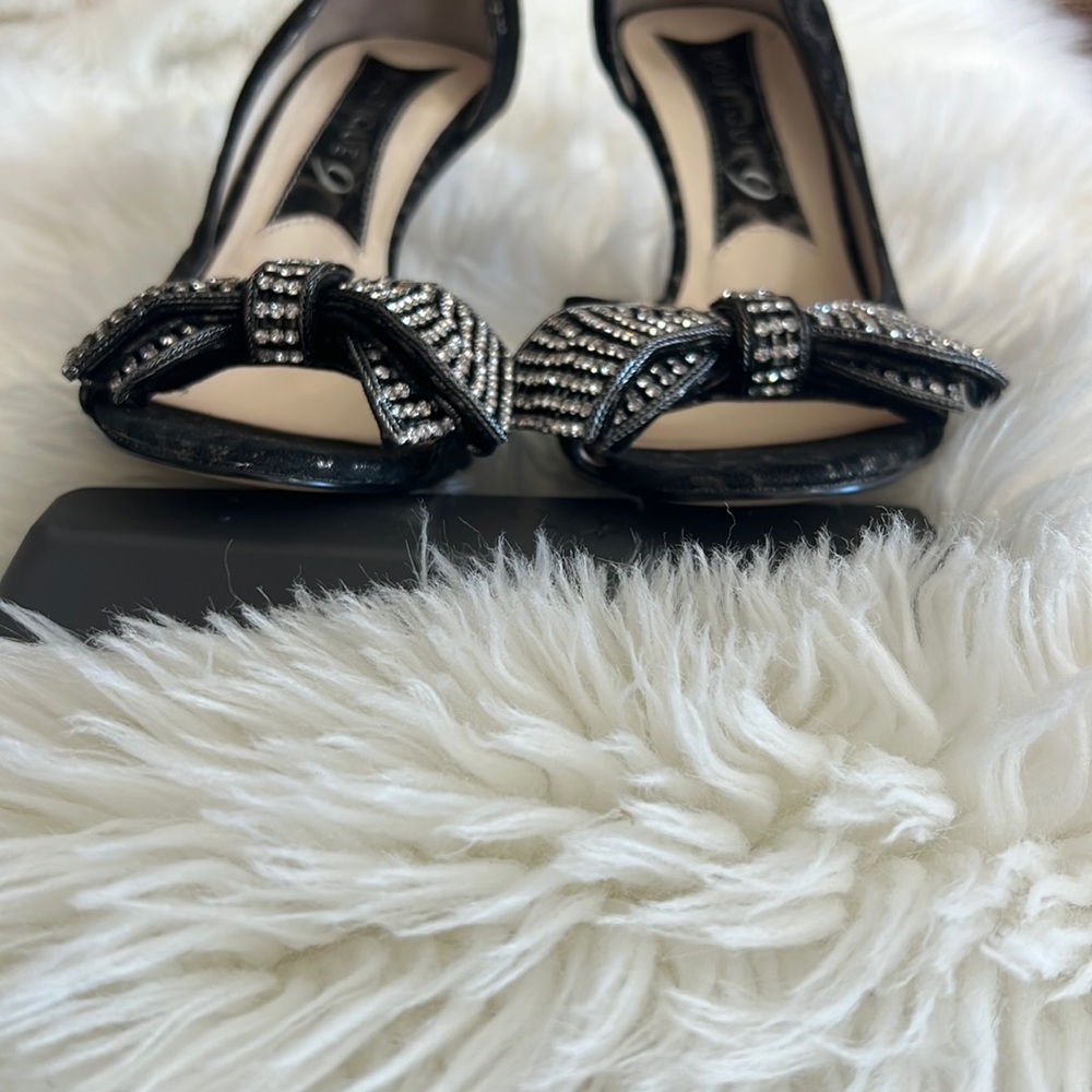 🔹 Boutique 9 Snakeskin Print with Rhinestone Bow Peep Toe Pump - Picture 5 of 7
